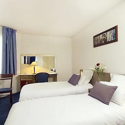 Hotel apartamentowy Appart'city Classic La Paryż